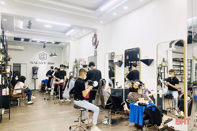 Dịch vụ làm đẹp phục vụ chị em vào mùa cao điểm