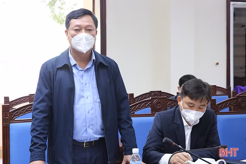 Đức Thọ cần đẩy nhanh tiến độ tiêm vắc-xin phòng COVID-19 