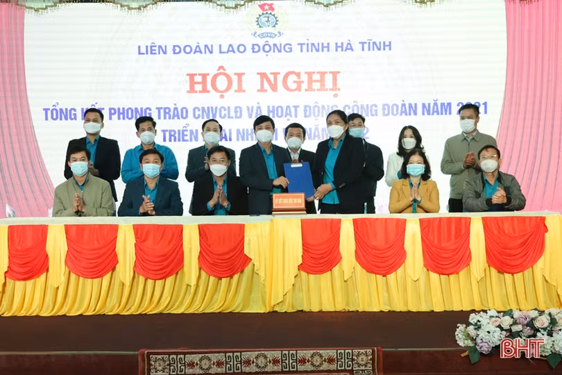 Công đoàn Hà Tĩnh khắc phục khó khăn, thiết thực hướng về người lao động