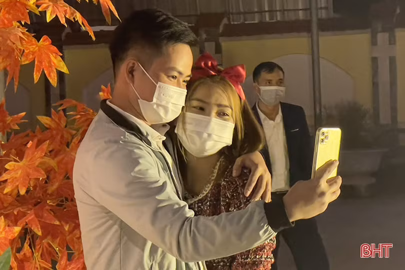 Người dân Hà Tĩnh vui đón Giáng sinh