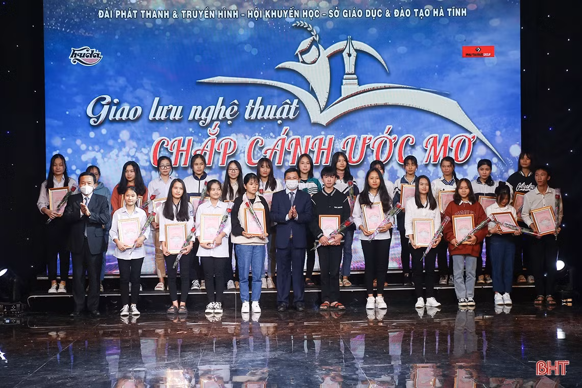 Nắm thời cơ, vượt thách thức, Hà Tĩnh nỗ lực phát triển kinh tế, đảm bảo an sinh xã hội