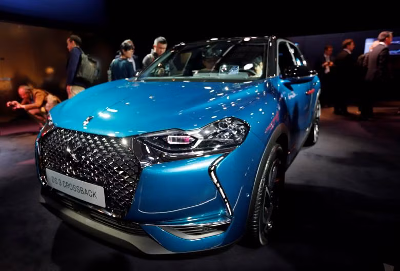 VinFast trông ra sao bên các hãng xe lớn tại Paris Motor Show
