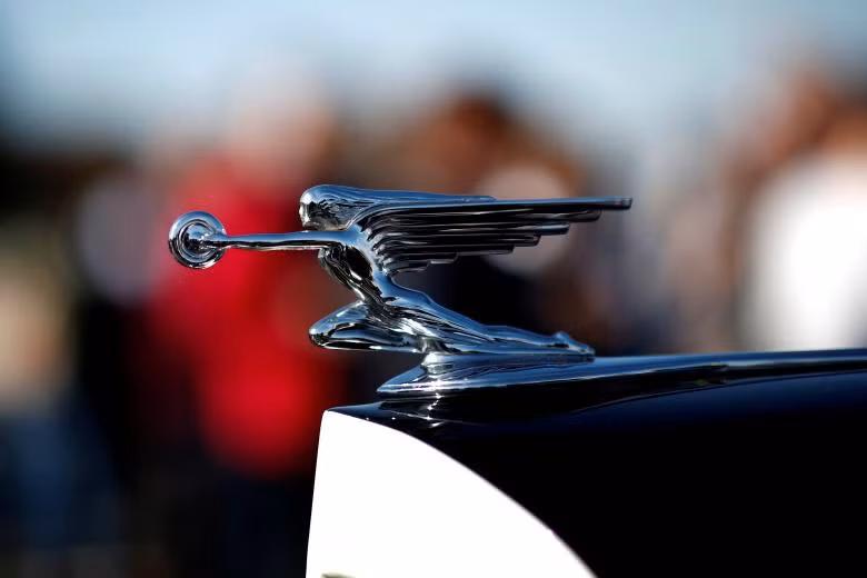 Diễu hành xe cổ kỷ niệm 120 năm triển lãm ôtô Paris