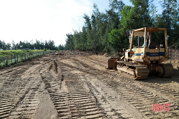 Vốn đầu tư toàn xã hội ở Hà Tĩnh ước đạt hơn 7.000 tỷ đồng trong quý III