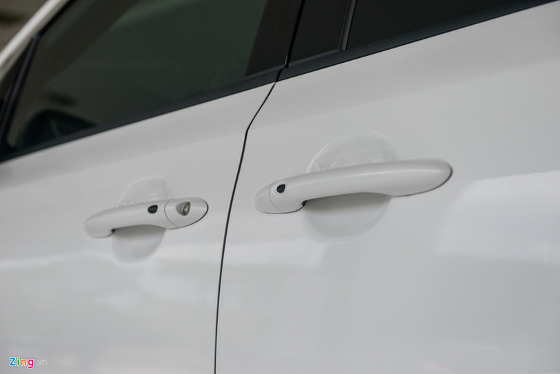 Chi tiết Kia Sedona 2018 vừa về Việt Nam, giá từ 1,1 tỷ đồng hình ảnh 5 Chi tiết Kia Sedona 2018 vừa về Việt Nam, giá từ 1,1 tỷ đồng