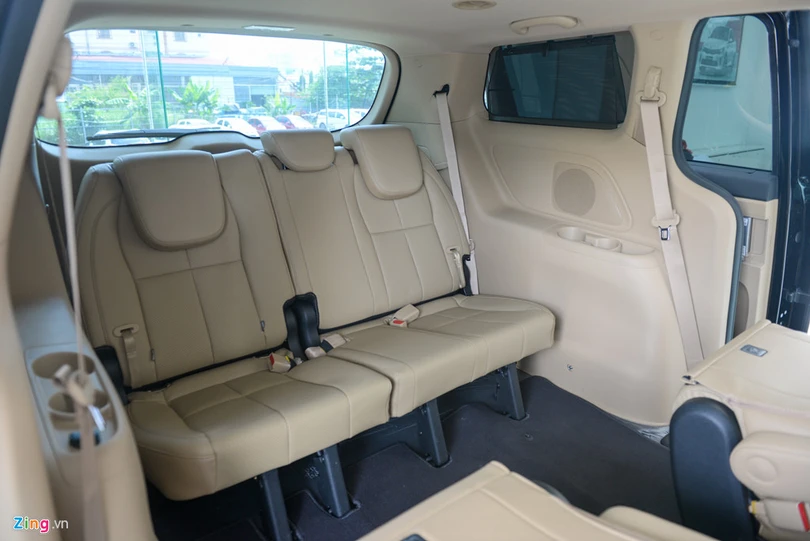 Chi tiết Kia Sedona 2018 vừa về Việt Nam, giá từ 1,1 tỷ đồng hình ảnh 17 Chi tiết Kia Sedona 2018 vừa về Việt Nam, giá từ 1,1 tỷ đồng