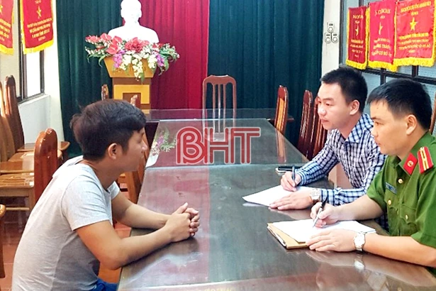 Trao thưởng cho lực lượng phá chuyên án giết người ở Đức Thọ