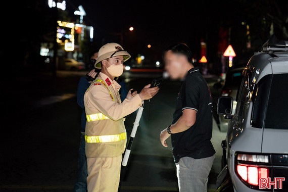 Lập 19 tổ công tác chốt chặn kiểm tra nồng độ cồn