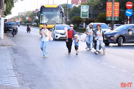 Tiện một bước, nguy hiểm khôn lường