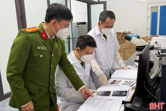 Kể chuyện "nghe tiếng nói" từ những người đã khuất 