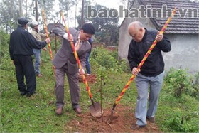 Tết trồng cây đã trở thành nét đẹp truyền thống đầu xuân ở TX Hồng Lĩnh