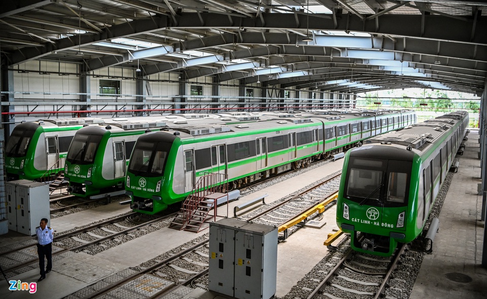 Tàu đường sắt Cát Linh - Hà Đông chạy thử liên tục trước ngày bàn giao