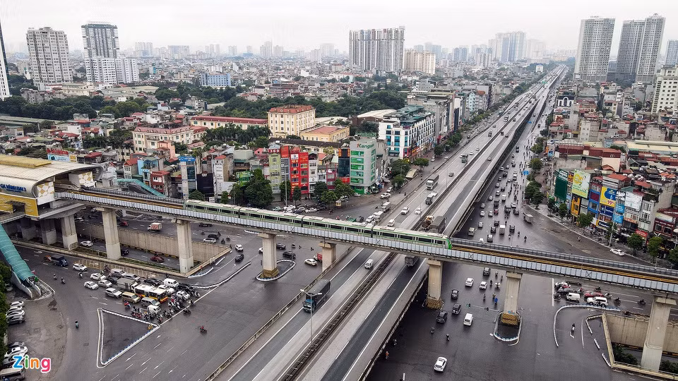 Tàu đường sắt Cát Linh - Hà Đông chạy thử liên tục trước ngày bàn giao