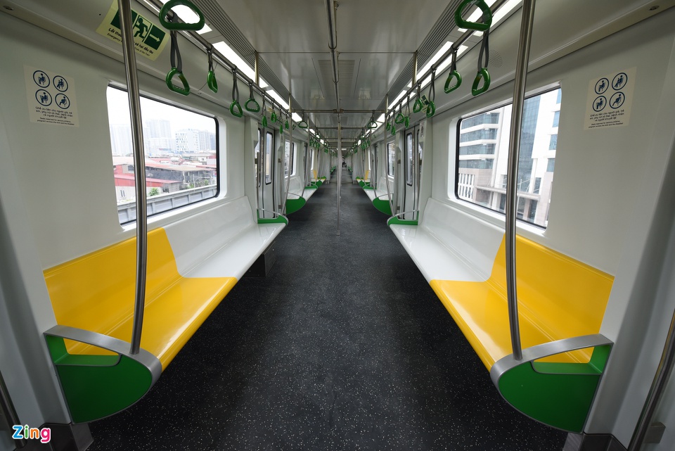 Tàu đường sắt Cát Linh - Hà Đông chạy thử liên tục trước ngày bàn giao