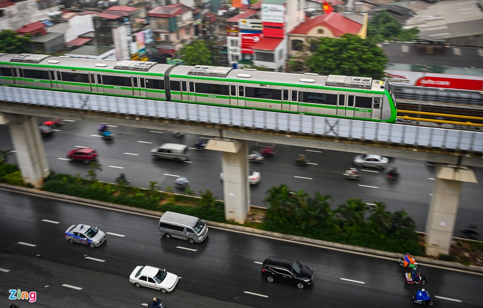 Tàu đường sắt Cát Linh - Hà Đông chạy thử liên tục trước ngày bàn giao