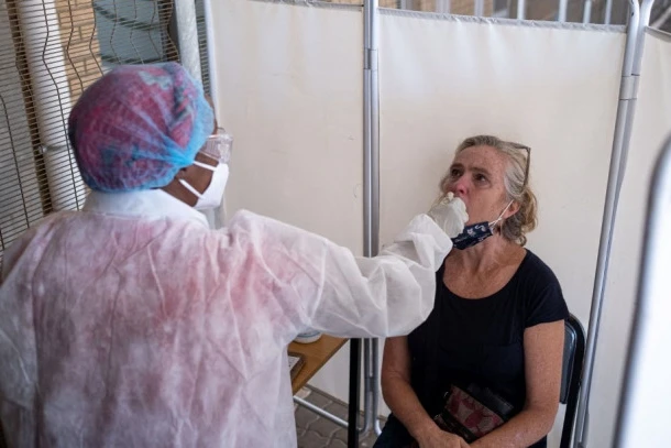 Nam Phi tuyên bố đã qua đỉnh dịch Omicron