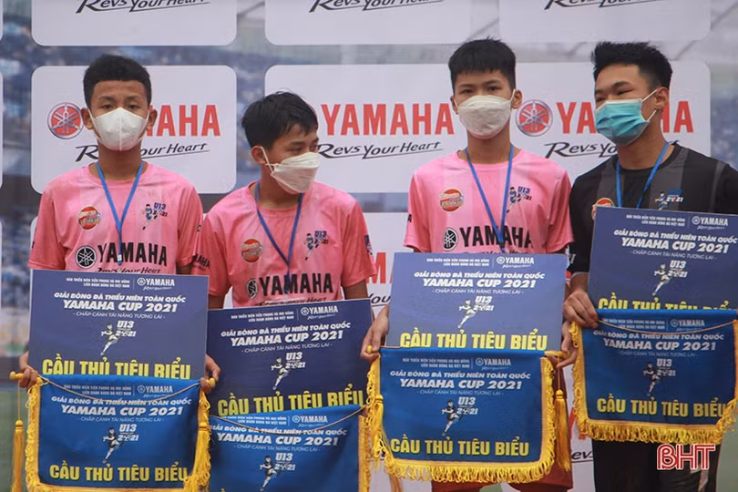 U13 Hà Tĩnh trở thành á quân Giải Bóng đá Thiếu niên toàn quốc