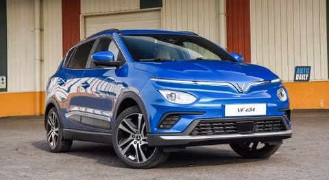 Tất tần tật về xe điện VinFast VF e34 và chi phí thuê, sạc pin