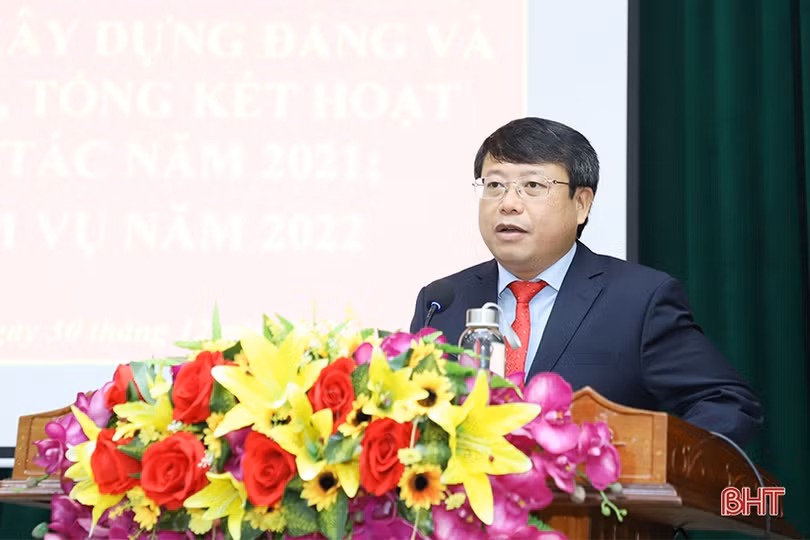 Phát huy truyền thống, xây dựng TP Hà Tĩnh phát triển xứng tầm trung tâm của tỉnh