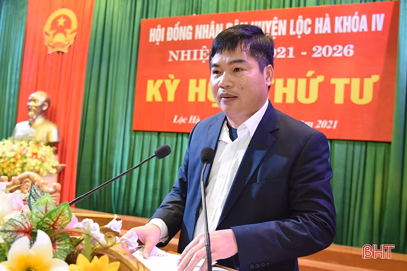 HĐND huyện Lộc Hà xem xét, ban hành 8 nghị quyết quan trọng