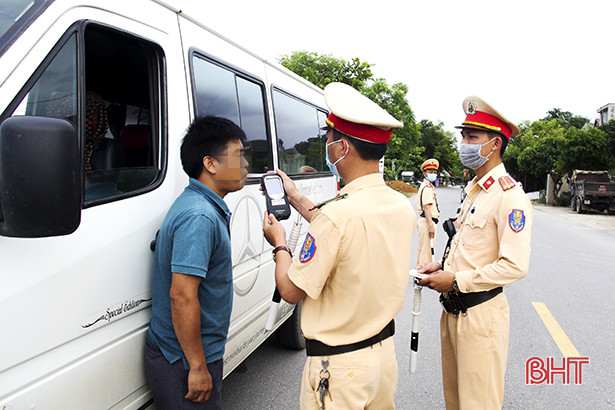 Hà Tĩnh công bố đường dây nóng đảm bảo trật tự ATGT dịp tết