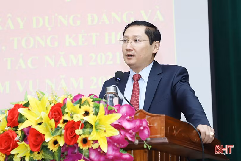 Phát huy truyền thống, xây dựng TP Hà Tĩnh phát triển xứng tầm trung tâm của tỉnh