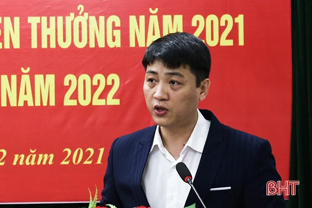 Xây dựng các mũi đột phá, nhận rộng gương điển hình, thực hiện thắng lợi phong trào thi đua năm 2022