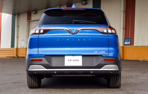 Tất tần tật về xe điện VinFast VF e34 và chi phí thuê, sạc pin