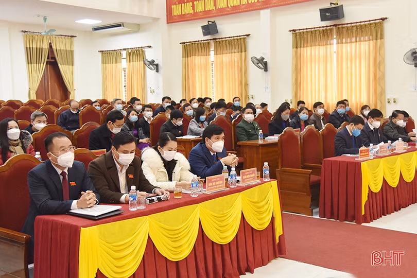 HĐND huyện Lộc Hà xem xét, ban hành 8 nghị quyết quan trọng