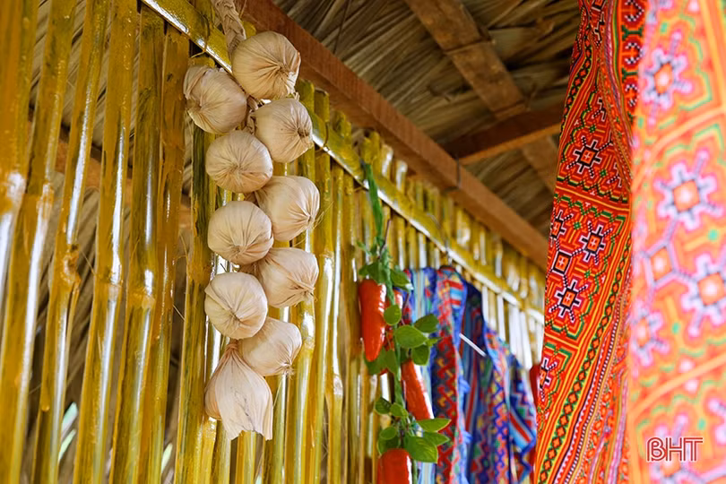 Hai cô giáo Hà Tĩnh “giữ hồn” bản Chứt ở Rào Tre