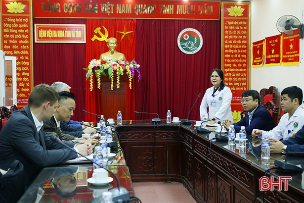 Đoàn công tác CHLB Đức làm việc với Bệnh viện Đa khoa và Trường CĐ Y tế Hà Tĩnh