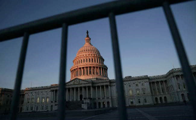 Quốc hội bất đồng ngân sách, Chính phủ Mỹ đối diện nguy cơ đóng cửa