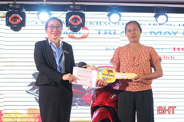 Bảo Việt Nhân thọ Hà Tĩnh chi trả gấp 55 lần số tiền phí khách hàng đóng