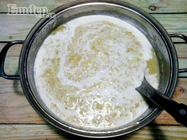 15 phút có bát chè cốm sữa dừa thơm ngon cho ngày đầu tuần