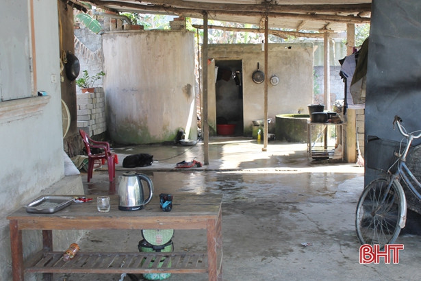 Tử vong dưới ao sau khi chém hàng xóm nhập viện lúc nửa đêm