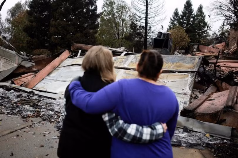 Cư dân thị trấn Paradise, California lần đầu tiên trở về nhà sau vụ cháy rừng lịch sử