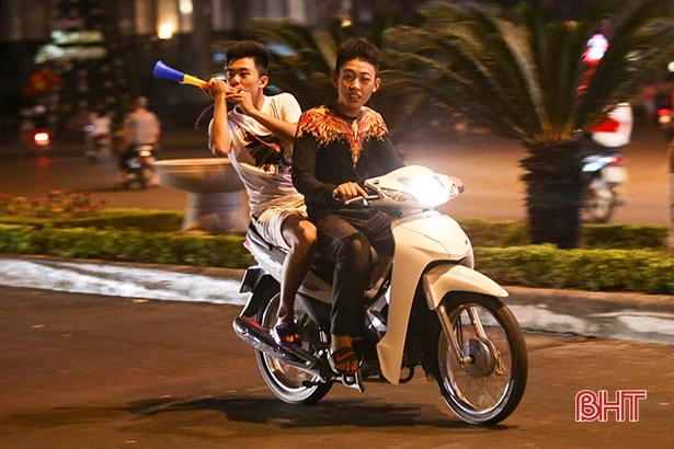 Chớ nên lợi dụng “đi bão” gây mất an ninh trật tự