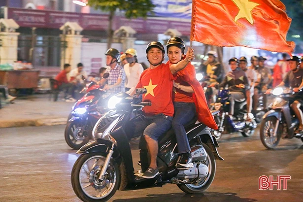 Chớ nên lợi dụng “đi bão” gây mất an ninh trật tự