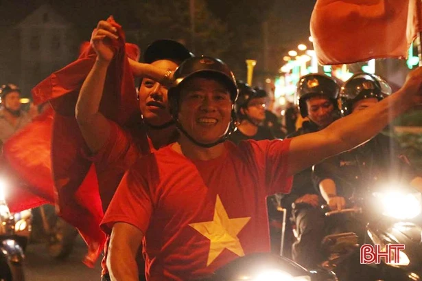 Gần 600 chiến sỹ Công an Hà Tĩnh bảo đảm ANTT trận chung kết lượt về AFF Cup 2018