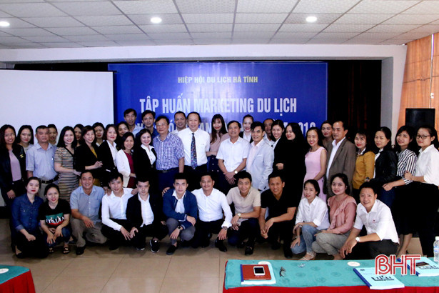 Nâng cao nghiệp vụ cho cán bộ quản lý, cơ sở kinh doanh du lịch - dịch vụ