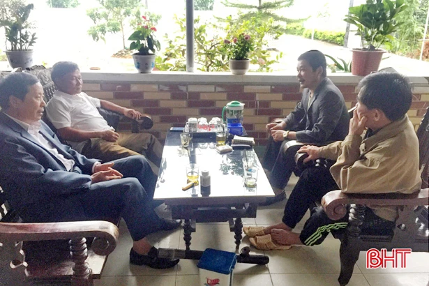 Bị “ngâm” hồ sơ cấp GCNQSD đất, người dân Ngọc Sơn “dài cổ” chờ đợi