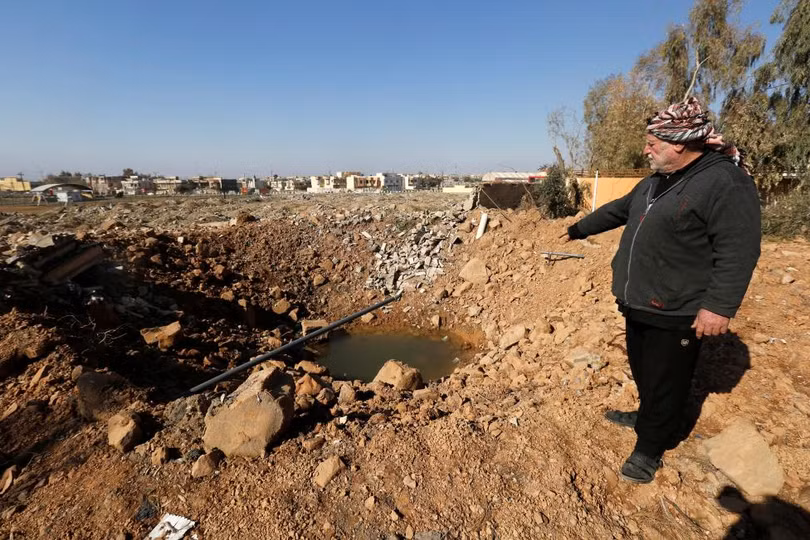 photo dong vat bi bo doi den chet trong so thu o mosul