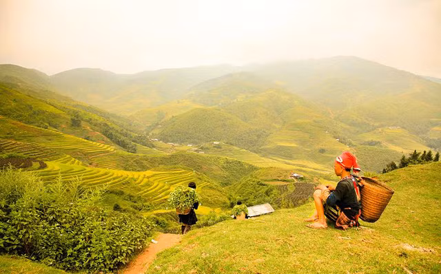 bao nuoc ngoai binh chon 10 dia danh dep nhat viet nam