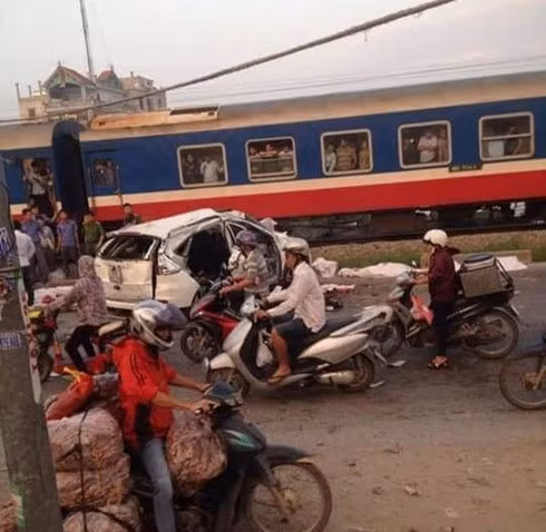 pho thu tuong yeu cau dieu tra nguyen nhan cac vu tau hoa dam o to