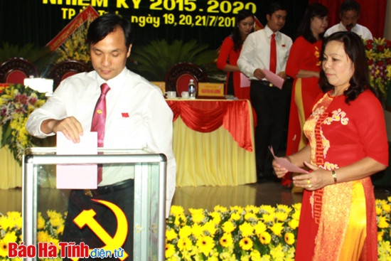 Đại hội Đảng bộ TP. Hà Tĩnh tiến hành bầu trực tiếp chức danh Bí thư Thành ủy ảnh 3