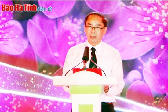 Phó Chủ tịch Thường trực UBND tỉnh Nguyễn Thiện: Truyền thống văn hóa và cách mạng của quê hương, linh thiêng Đồng Lộc mãi là ngọn nguồn sức mạnh, động viên cổ vũ Đảng bộ và nhân dân Hà Tĩnh trên con đường phát triển vững bền, giàu đẹp, văn minh. Phó Chủ tịch Thường trực UBND tỉnh Nguyễn Thiện: Truyền thống văn hóa và cách mạng của quê hương, linh thiêng Đồng Lộc mãi là ngọn nguồn sức mạnh, động viên cổ vũ Đảng bộ và nhân dân Hà Tĩnh trên con đường phát triển vững bền, giàu đẹp, văn minh.