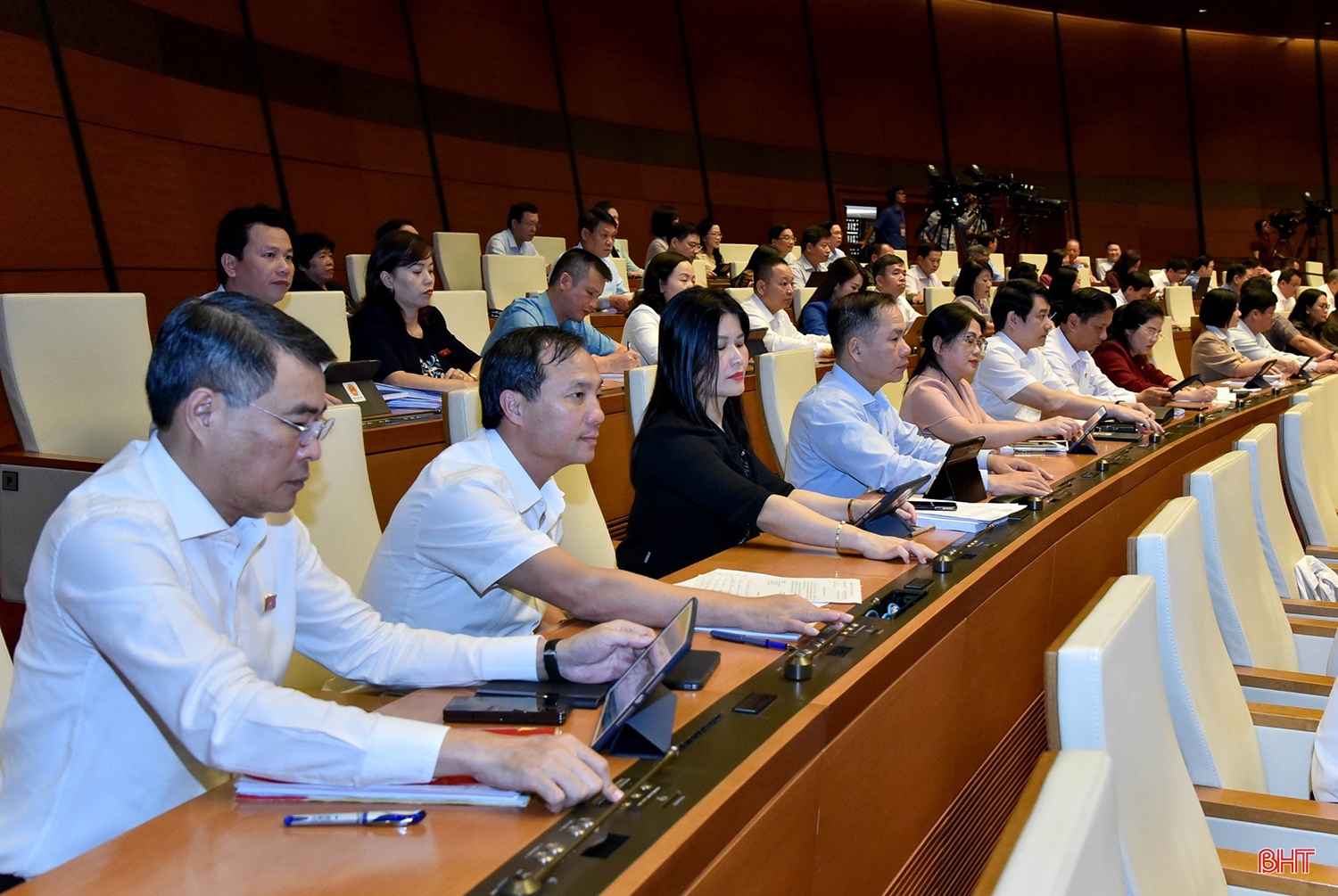 Quốc hội công bố kết quả lấy phiếu tín nhiệm 44 cá nhân