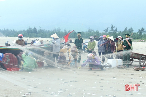 Đảm bảo biên giới Hà Tĩnh bình yên trong những ngày nghỉ lễ