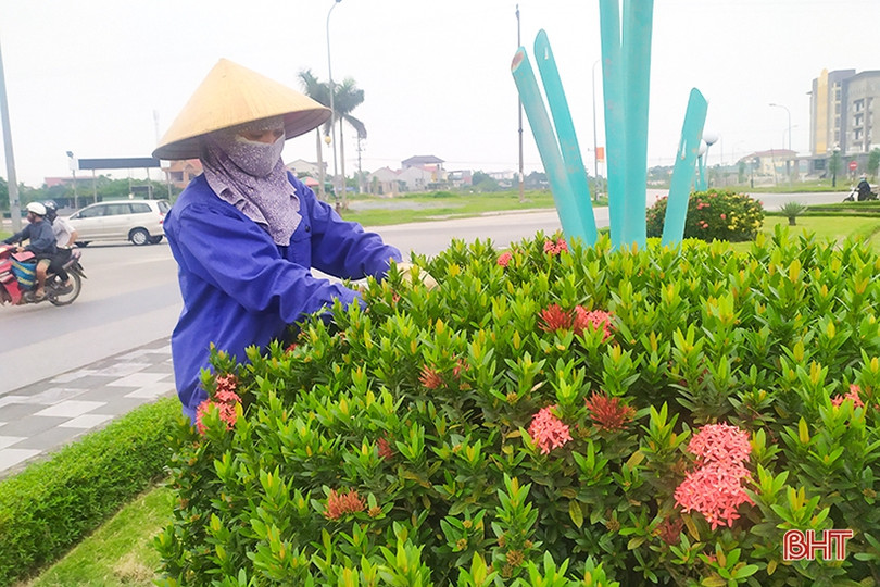 Hà Tĩnh rợp cờ hoa mừng ngày hội thống nhất non sông