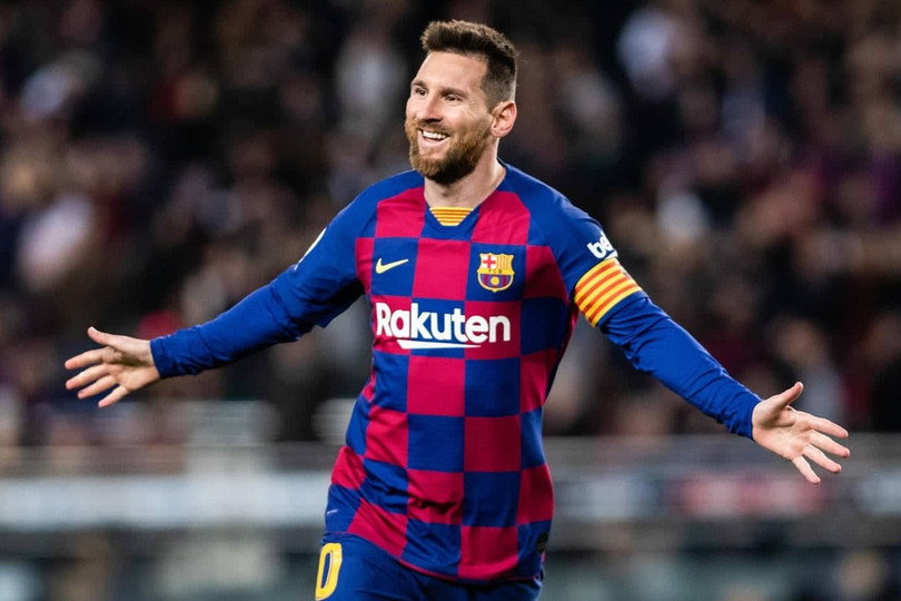 Lionel Messi (112 triệu euro): Ban lãnh đạo đội chủ sân Camp Nou và Messi vẫn chưa ngồi vào bàn đàm phán vì CLB đang đối mặt khủng hoảng tài chính do dịch Covid-19. Mùa giải năm nay, tiền đạo người Argentina đã có 2 lần công khai bày tỏ sự không hài lòng với giới cầm quyền ở Barca. Dù vậy, nhiều cựu danh thủ cho rằng viễn cảnh Messi rời Camp Nou là không thể xảy ra. Đội hình hết hạn hợp đồng hè 2021 trị giá hơn 600 triệu euro